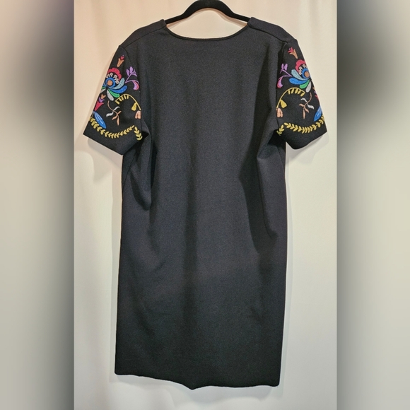 Zara Women's SIZE XL Mexican Floral Print V-Neck Short-Sleeve Dress in Black - Picture 6 of 6
